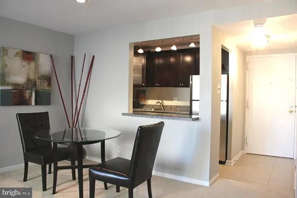$1,490 | 3100 South Manchester Street, Unit 907, Falls Church, VA 22044