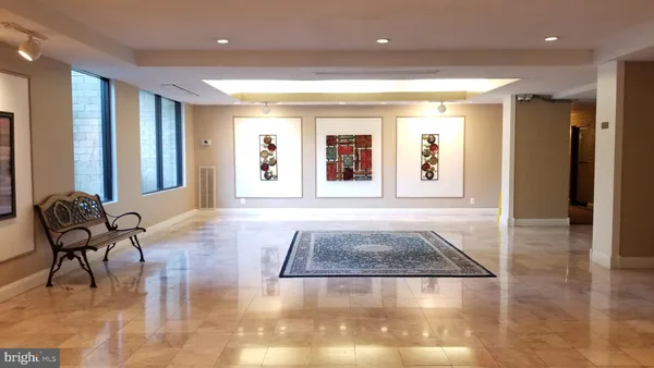$1,490 | 3100 South Manchester Street, Unit 907, Falls Church, VA 22044