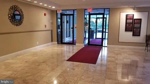 $1,490 | 3100 South Manchester Street, Unit 907, Falls Church, VA 22044