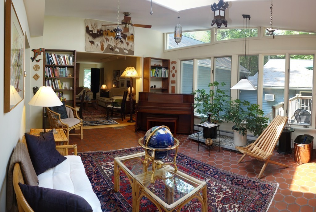 52 High Point Drive Amherst, MA 01002 - Photo 11 of 30 Gallery Image 11