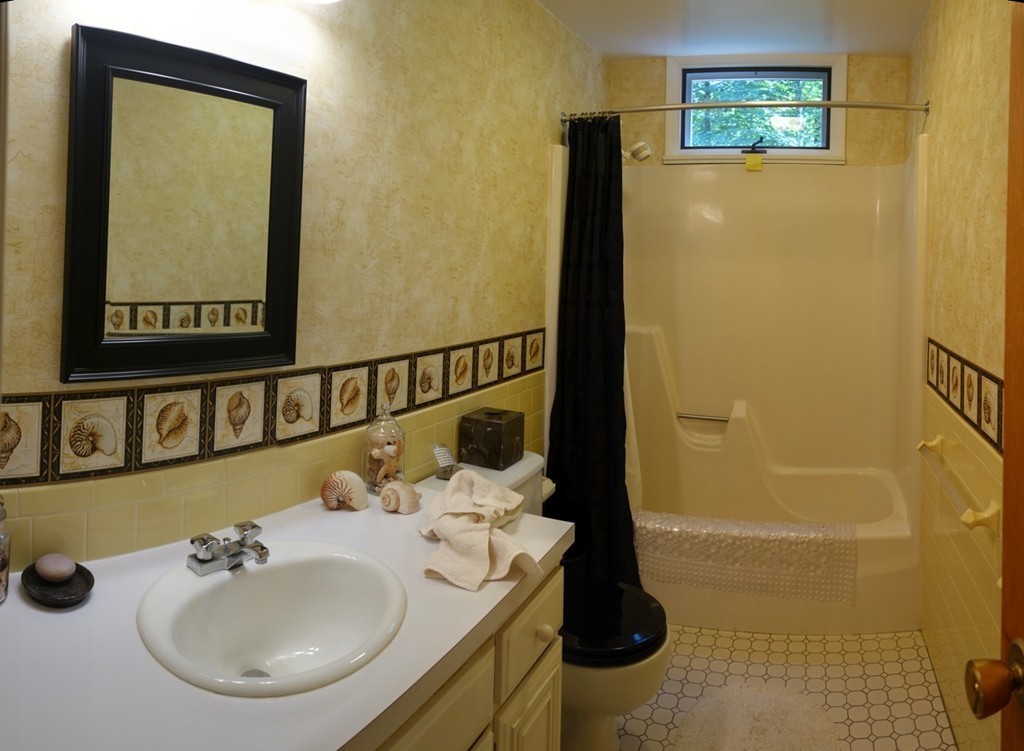 52 High Point Drive Amherst, MA 01002 - Photo 20 of 30 Gallery Image 20