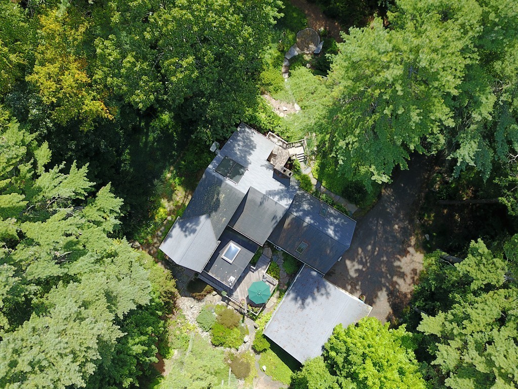 52 High Point Drive Amherst, MA 01002 - Photo 26 of 30 Gallery Image 26