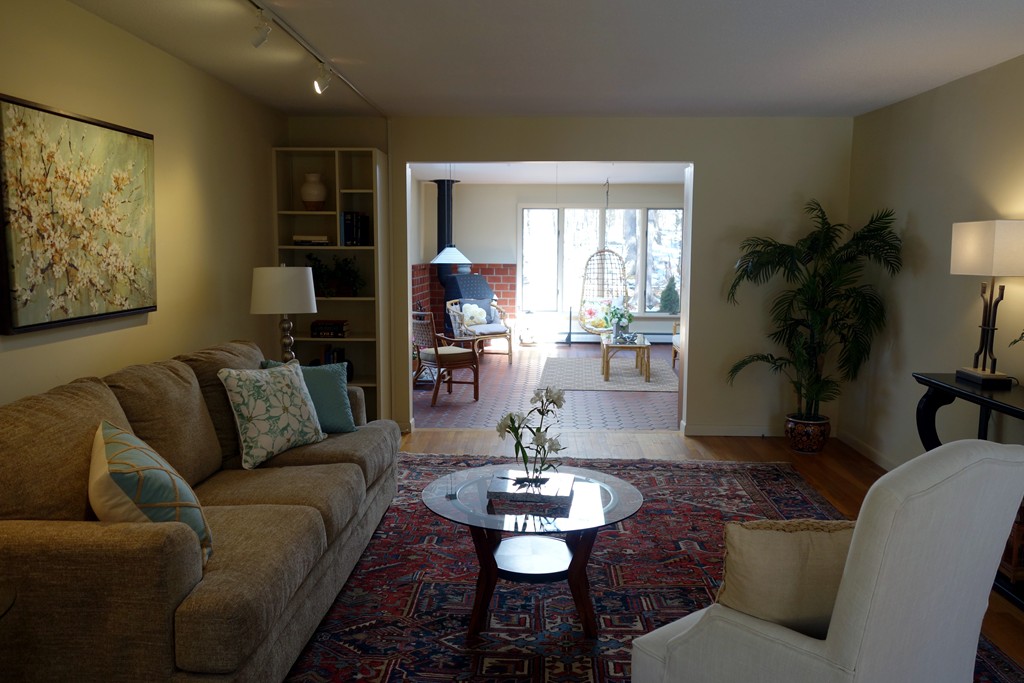 52 High Point Drive Amherst, MA 01002 - Photo 5 of 30 Gallery Image 5