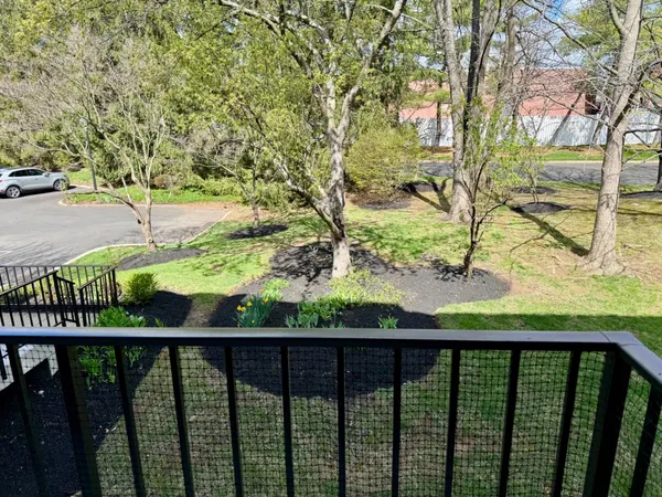 $299,999 | 15 Oakridge Drive, Langhorne, PA 19047