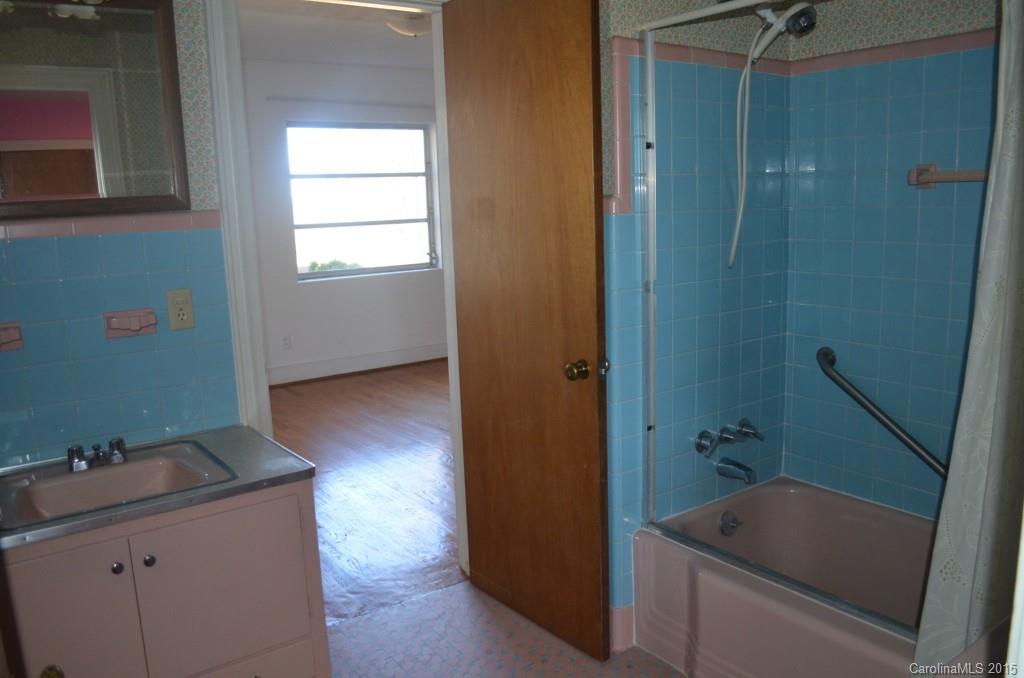 2536 Startown Road Newton, NC 28658 - Photo 6 of 16 Gallery Image 6