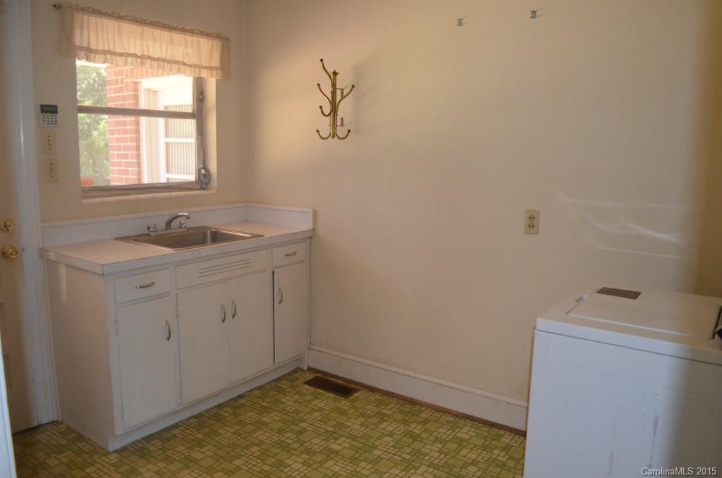 2536 Startown Road Newton, NC 28658 - Photo 10 of 16 Gallery Image 10