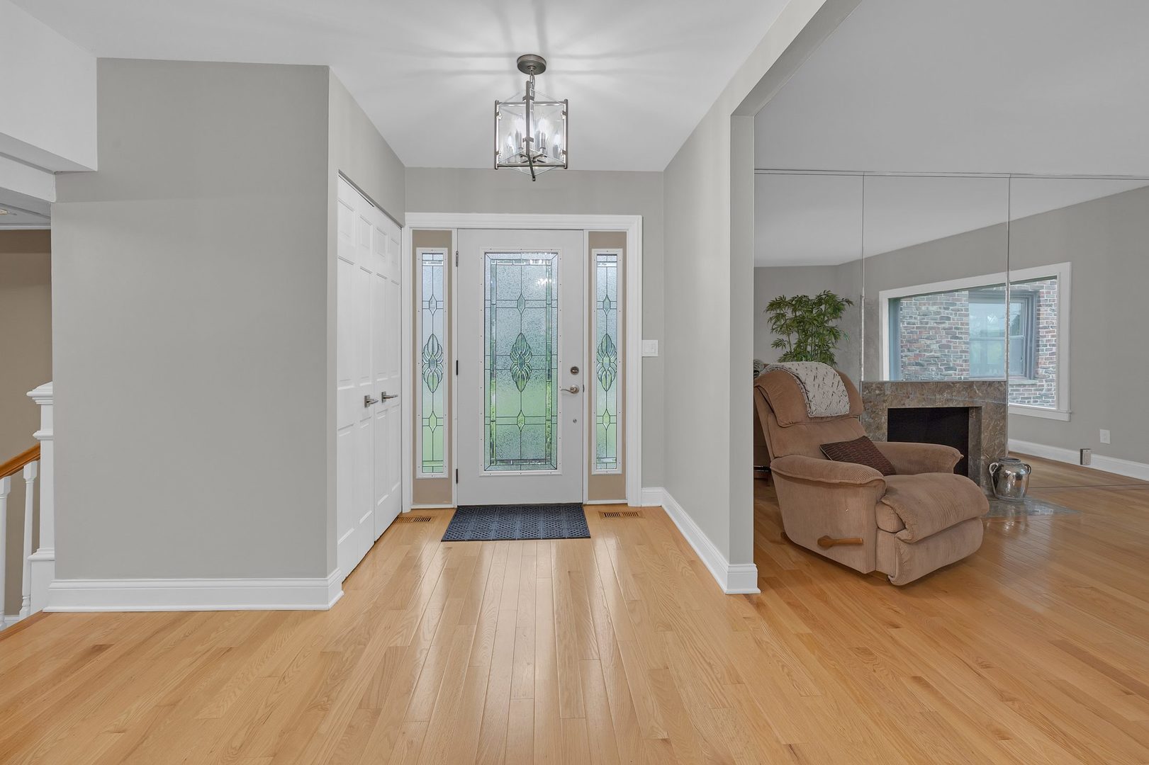 2330 Coach Road Long Grove, IL 60047 - Photo 2 of 32