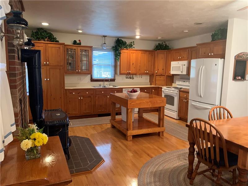 604 Browntown Road New Stanton, PA 15672 - Photo 6 of 22 Large Eat in Kitchen