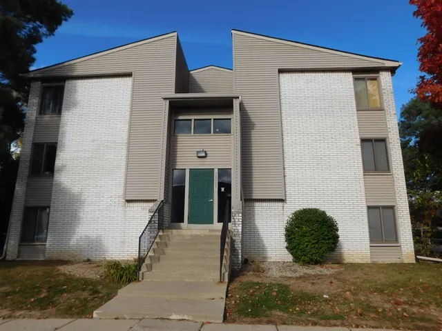 $1,180 | 32005 West 12 Mile Road, Unit 206, Farmington, MI 48334