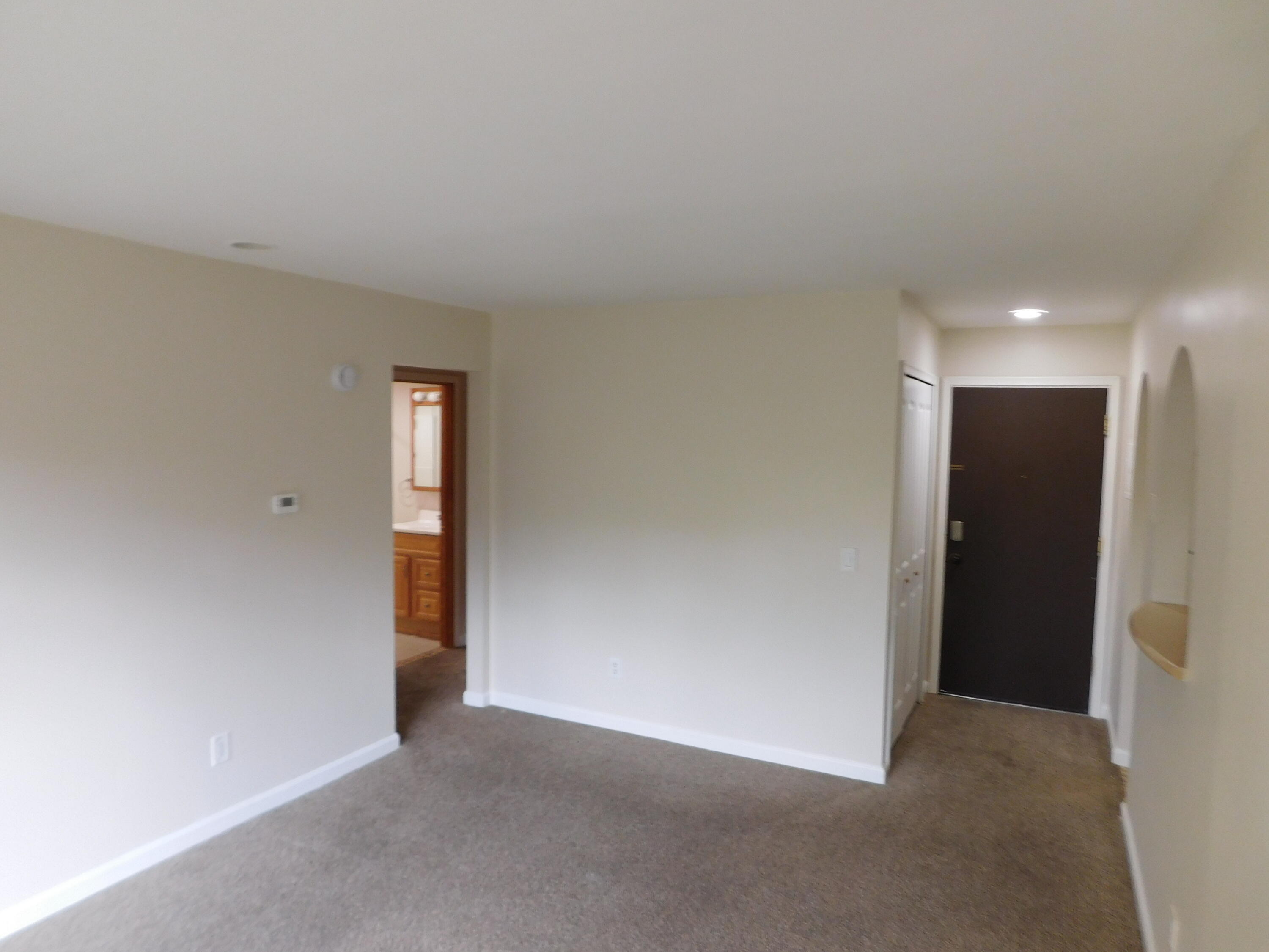 32005 West 12 Mile Road, Unit 206 Farmington, MI 48334 - Photo 10 of 20 DSCN9563