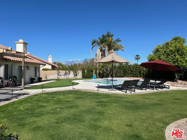 a close view of sink