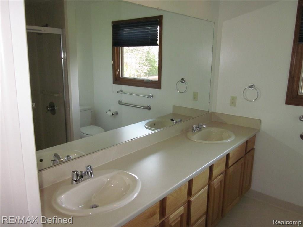 2646 Winter Park Road Rochester Hills, MI 48309 - Photo 16 of 27
