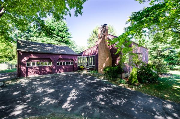 8 Spring Street Hopkinton, MA 01748 - Photo 3 of 30