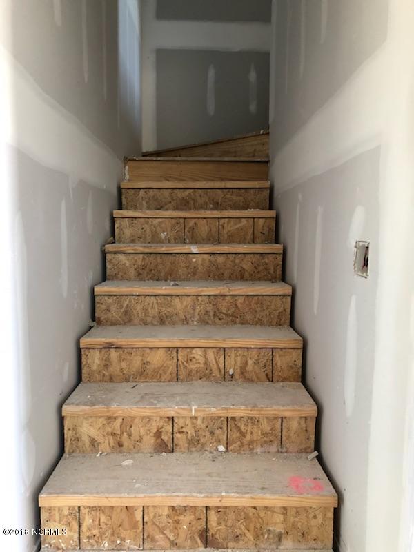263 Twining Rose Lane Holly Ridge, NC 28445 - Photo 3 of 19 Stairwell 3/16/2018