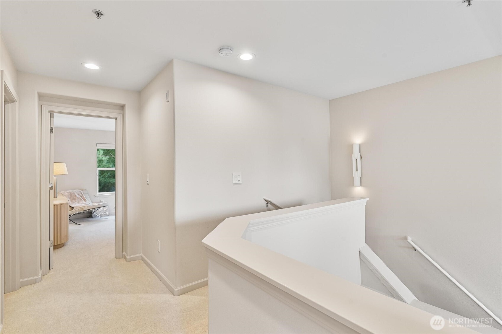 8502 Main Street, Unit E105 Edmonds, WA 98026 - Photo 33 of 39 a bathroom with a bathtub