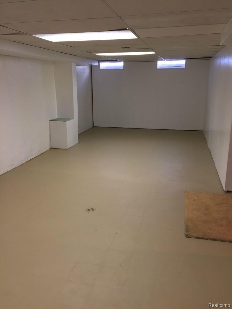 6029 Inkster Road Garden City, MI 48135 - Photo 7 of 23 Finished Basement
