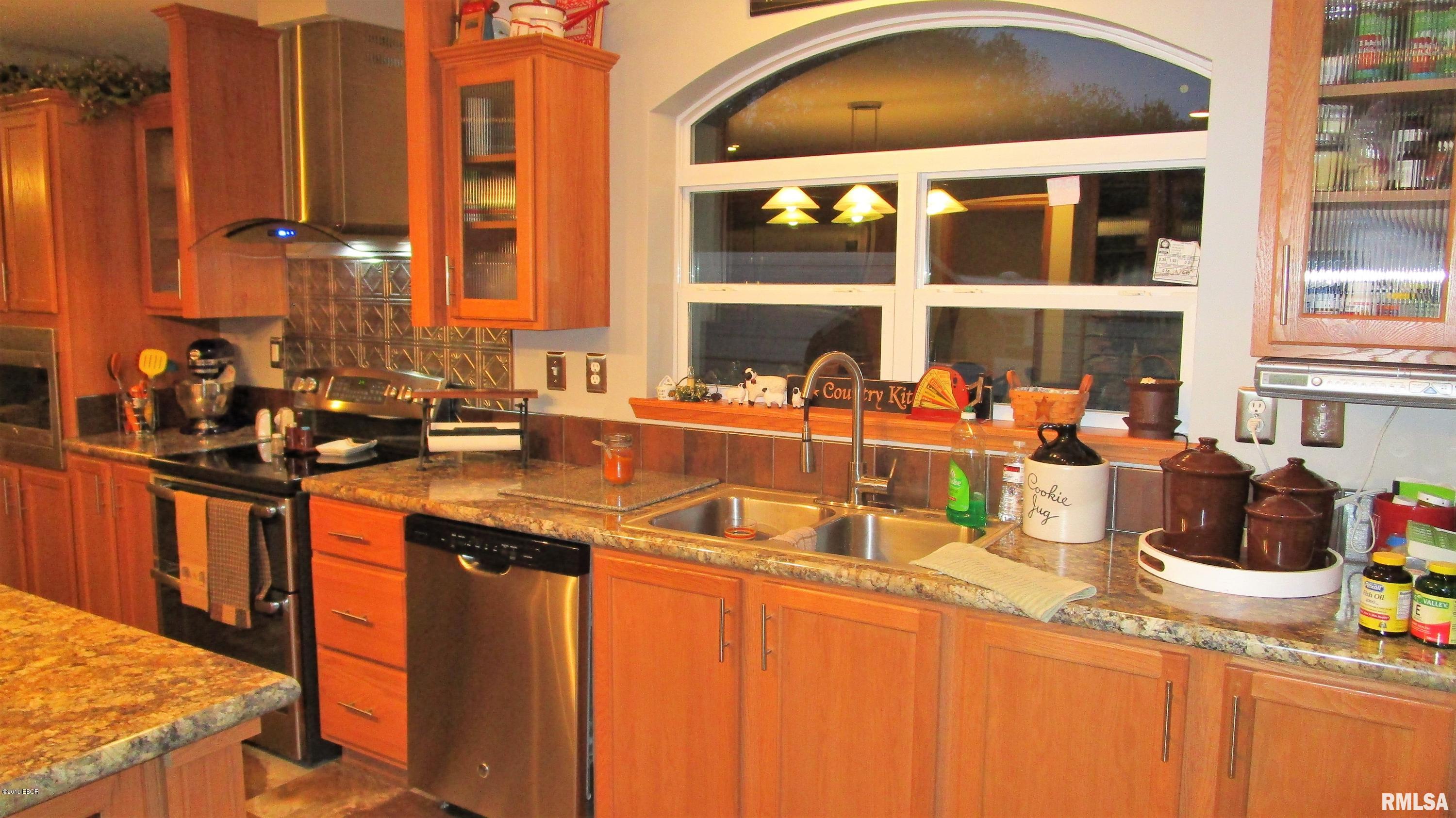 107 Hemlock Lane Flora, IL 62839 - Photo 46 of 50 Gallery Image 46