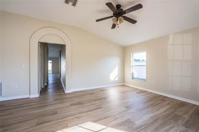 $1,995 | 3998 Rollingsford Circle, Lakeland, FL 33810