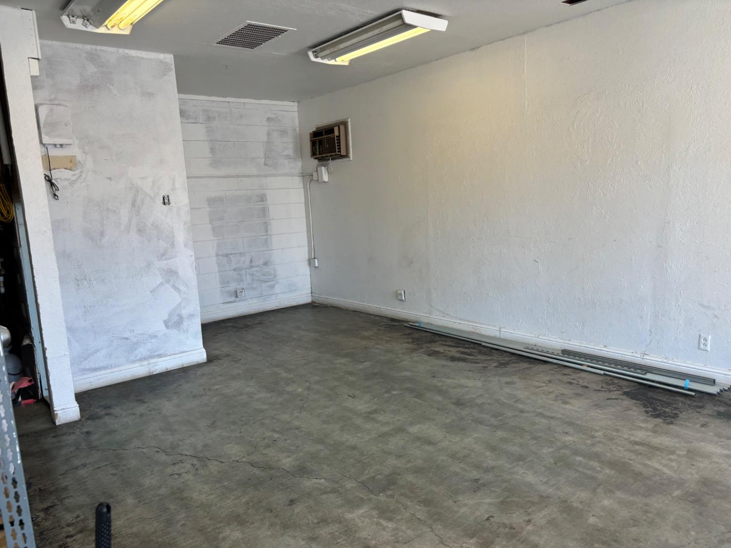 726 South Avenue Gustine, CA 95322 - Photo 8 of 10