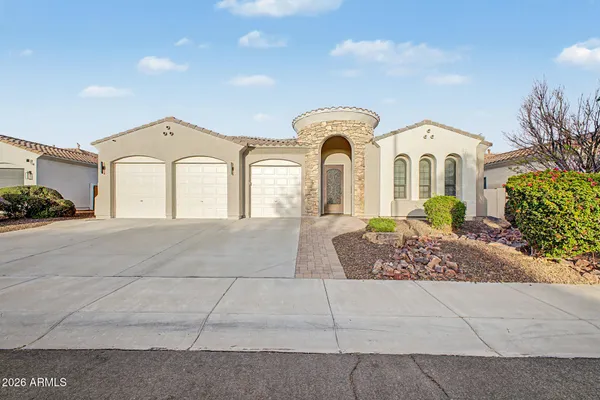 $1,047,500 | 24011 North 24th Place, Phoenix, AZ 85024
