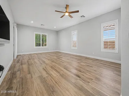 $1,047,500 | 24011 North 24th Place, Phoenix, AZ 85024