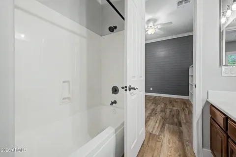$1,047,500 | 24011 North 24th Place, Phoenix, AZ 85024