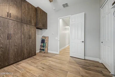 $1,047,500 | 24011 North 24th Place, Phoenix, AZ 85024