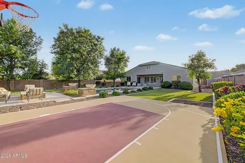 $1,047,500 | 24011 North 24th Place, Phoenix, AZ 85024