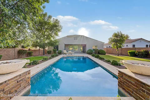 $1,047,500 | 24011 North 24th Place, Phoenix, AZ 85024