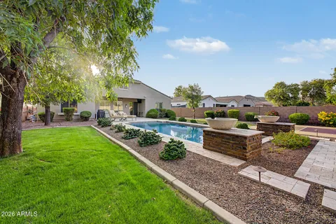 $1,047,500 | 24011 North 24th Place, Phoenix, AZ 85024