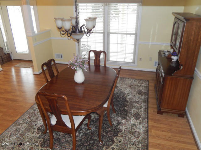 1564 Knight Road Louisville, KY 40216 - Photo 8 of 48 DSCN1055