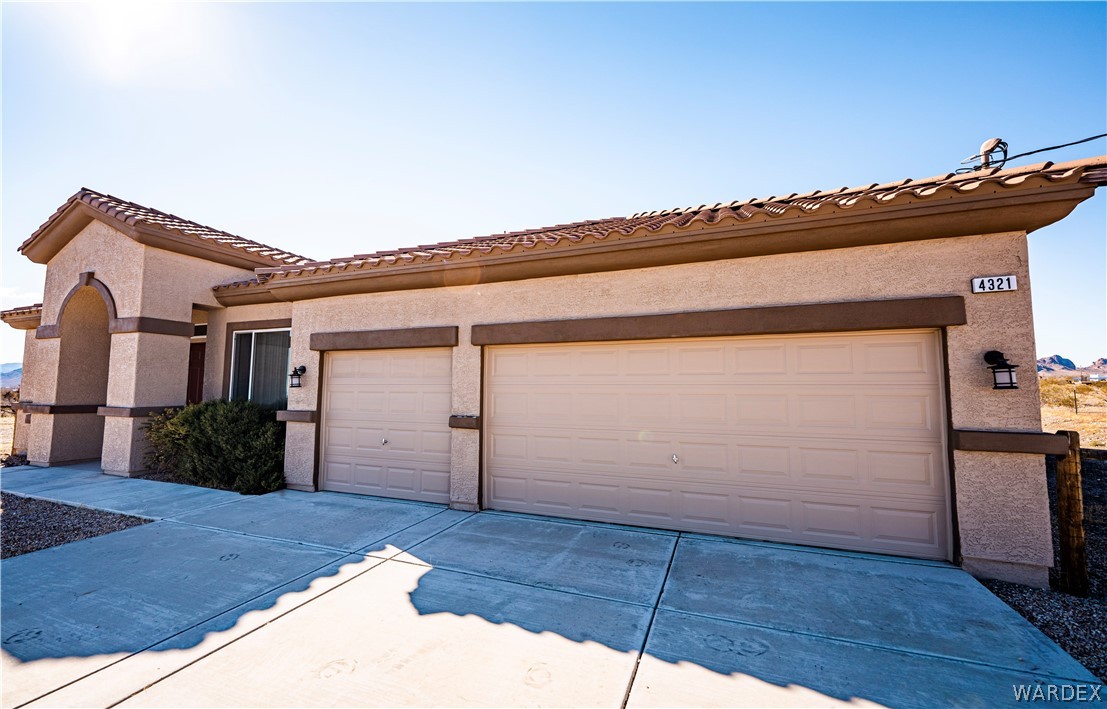 4321 South Alexandrite Road Golden Valley, AZ 86413 - Photo 4 of 40 Gallery Image 4
