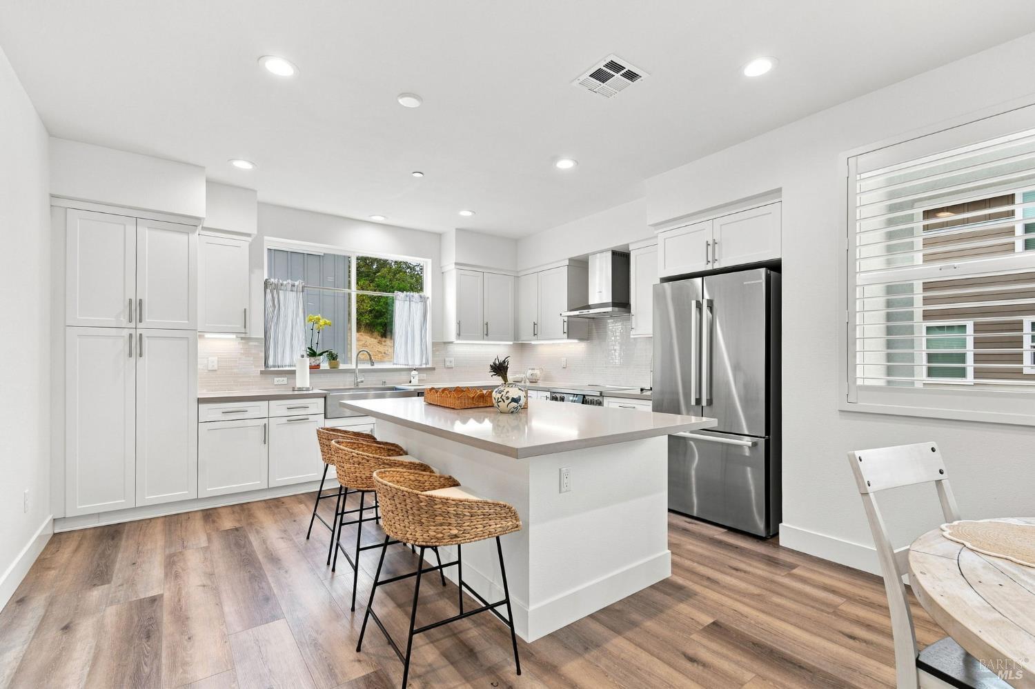 659 Semillon Lane Santa Rosa, CA 95403 - Photo 10 of 33 Gallery Image 10