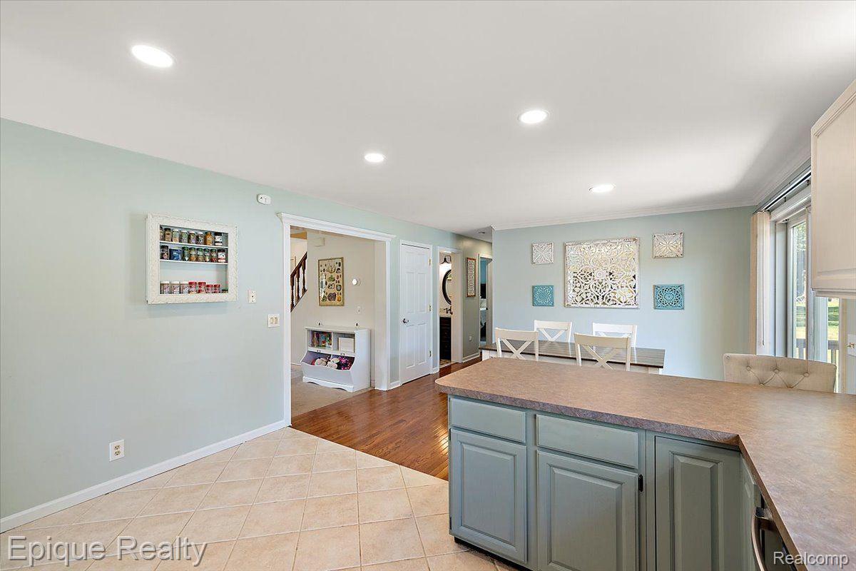 3324 West Drahner Road Oxford, MI 48371 - Photo 16 of 72 Gallery Image 16