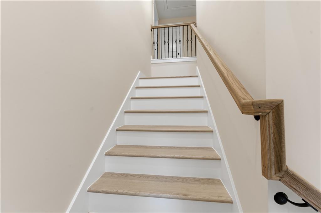 1043 McCalla Street Northeast Conyers, GA 30012 - Photo 13 of 56