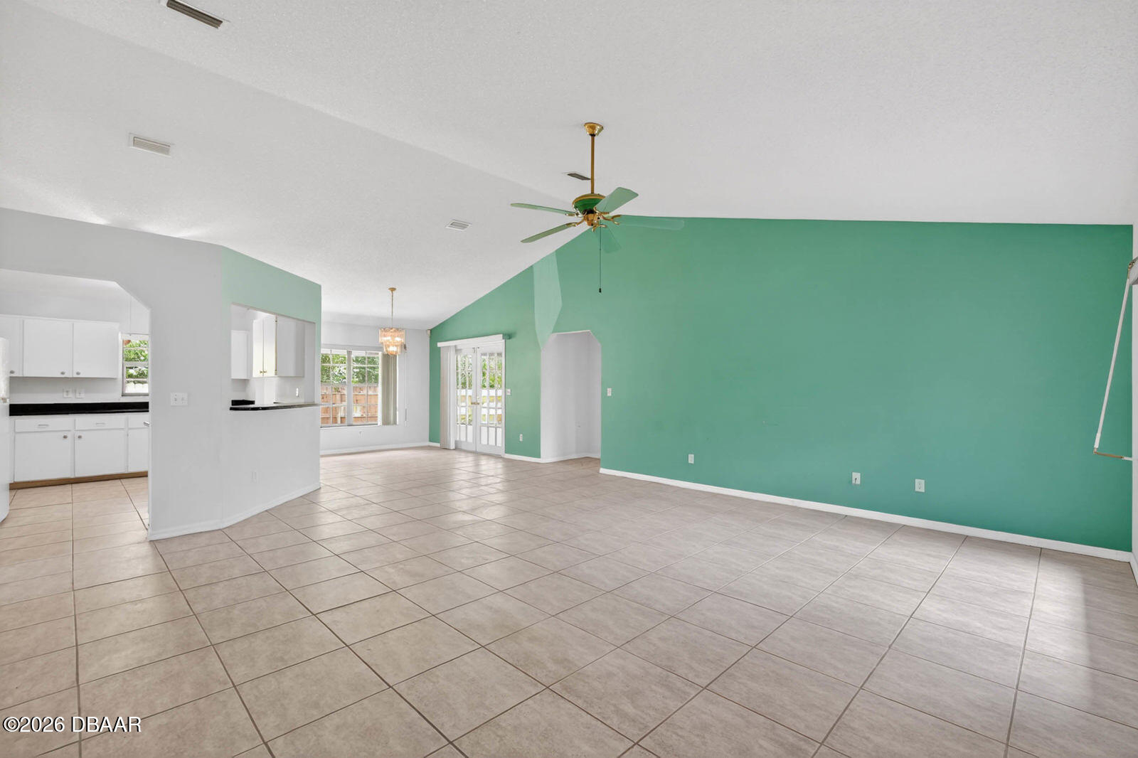 191 Roberts Road Edgewater, FL 32141 - Photo 5 of 56 12_dsc07375