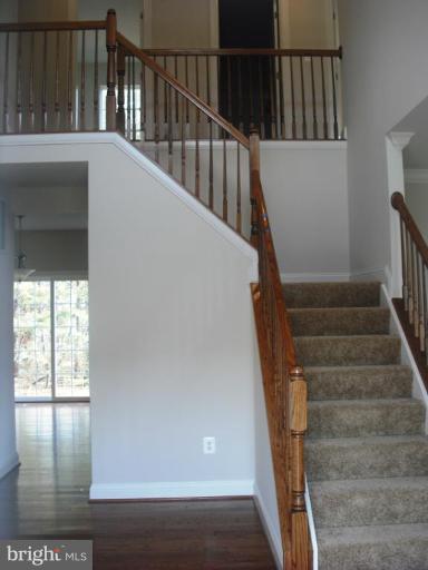 7611 Delmore Road Severn, MD 21144 - Photo 2 of 23 Entrance / Foyer