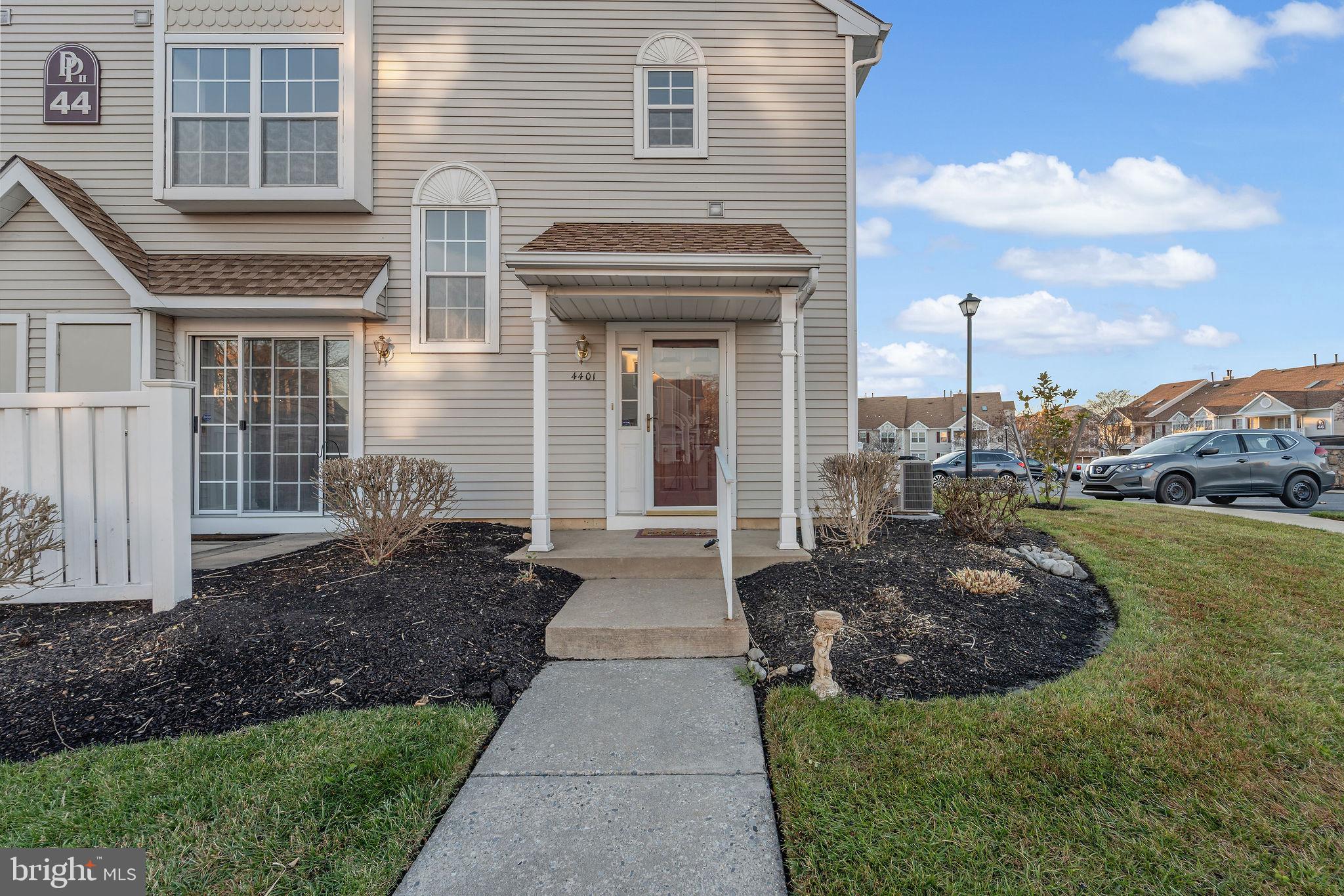 4401 Aberdeen Lane Blackwood, NJ 08012 - Photo 2 of 29 a front view of a house with garden