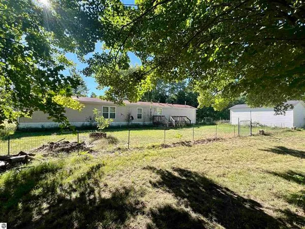 $159,900 | 1404 Taxiway Delta, Lake City, MI 49651