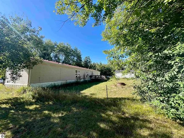 $159,900 | 1404 Taxiway Delta, Lake City, MI 49651