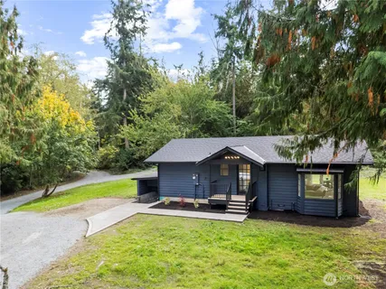 $799,950 | 940 South Hoppy Trail Way, Camano Island, WA 98282