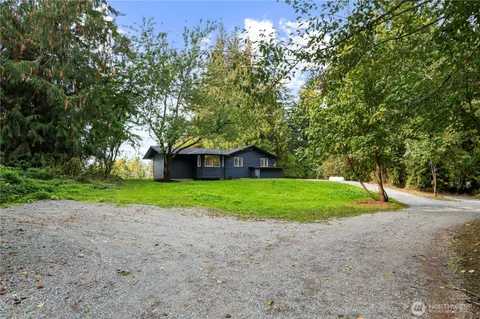 $799,950 | 940 South Hoppy Trail Way, Camano Island, WA 98282