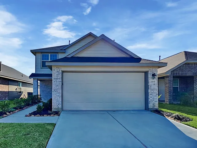 $1,745 | 24043 Mustang Run Drive, Hockley, TX 77447