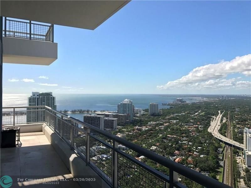 60 Southwest 13th Street, Unit 4801 Miami, FL 33130 - Photo 15 of 15