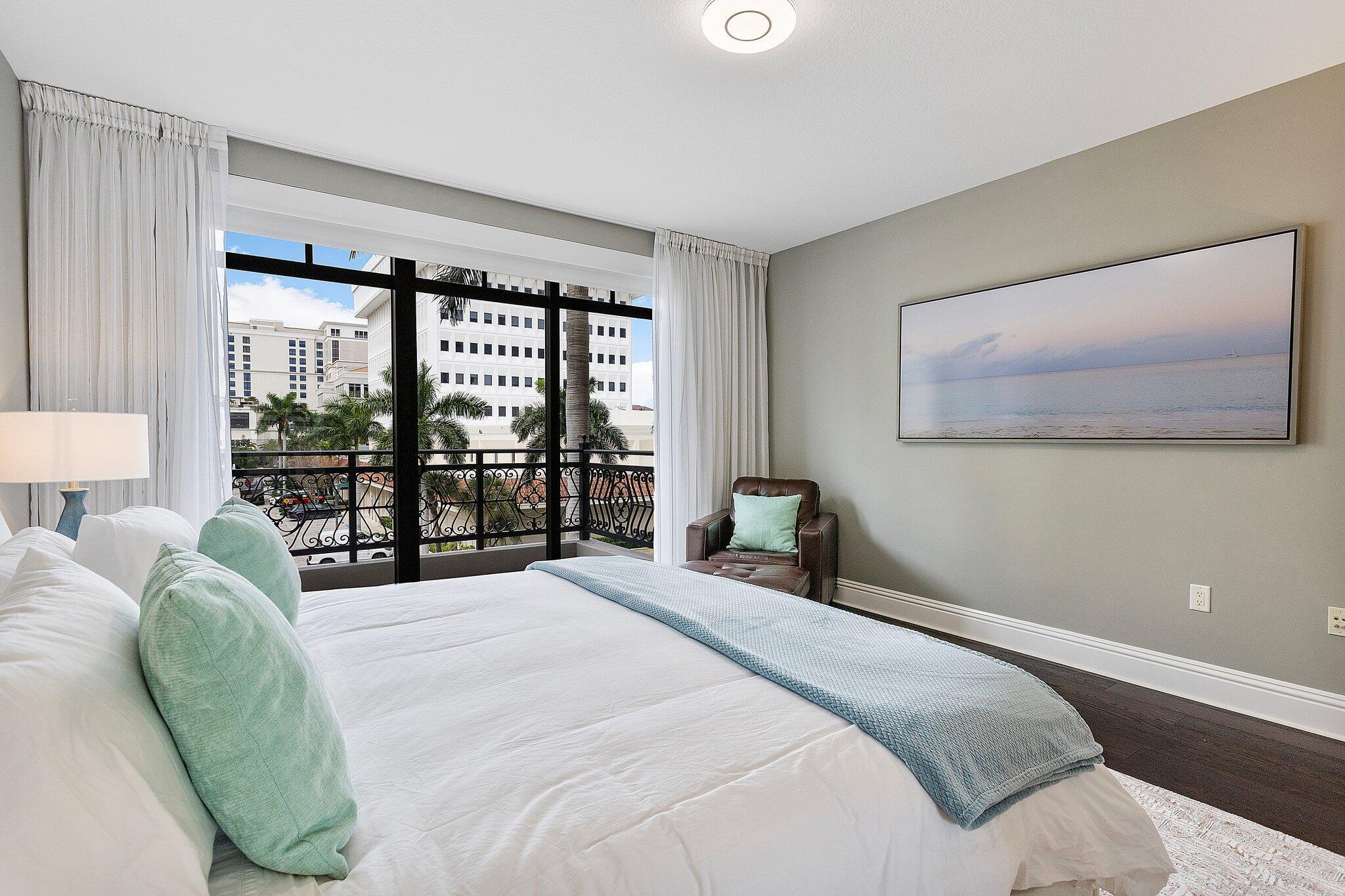 200 East Palmetto Park Road, Unit 10 Boca Raton, FL 33432 - Photo 25 of 47 Primary Bedroom
