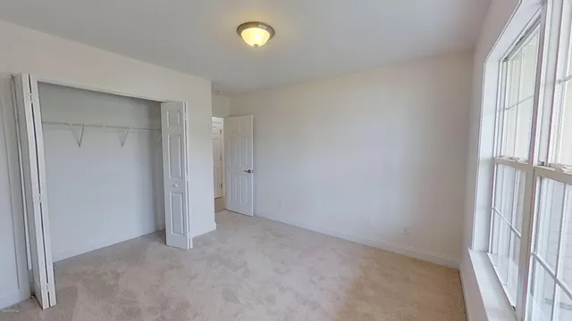 $2,300 | 7345 Walking Horse Court, Wilmington, NC 28411