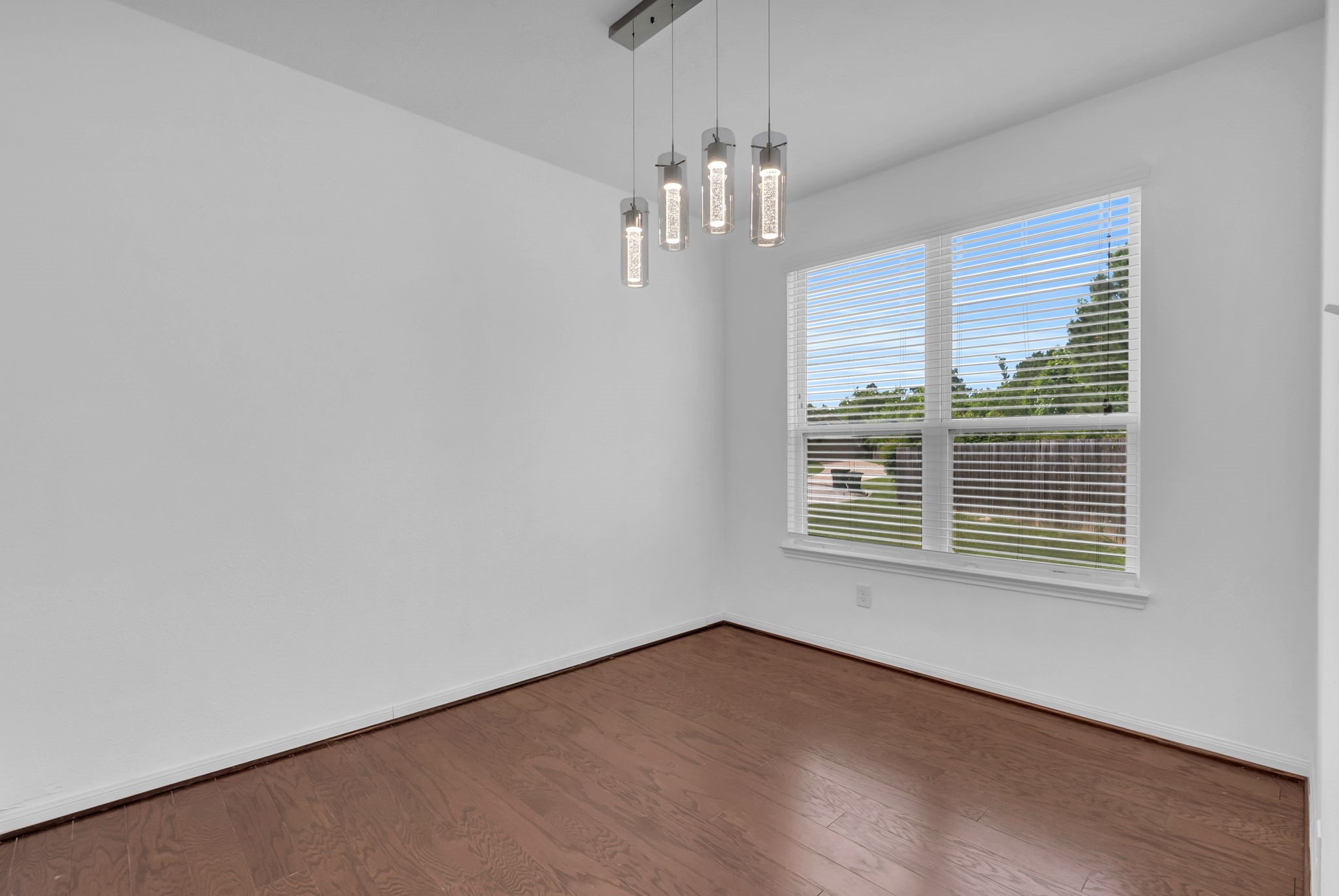 30802 Lavender Trace Drive Spring, TX 77386 - Photo 15 of 47 Dining room