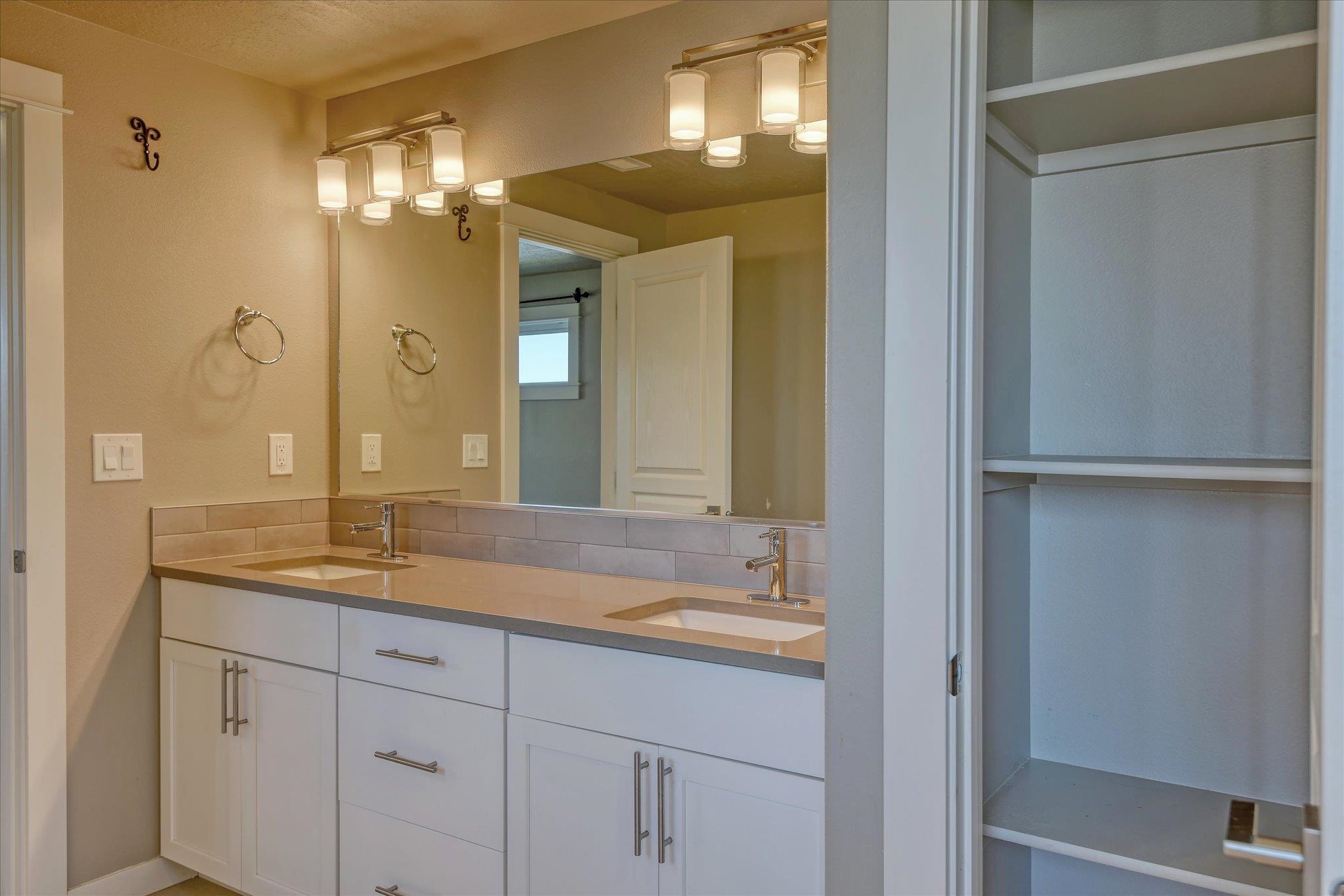 1810 Rivista Street Spokane Valley, WA 99016 - Photo 30 of 50