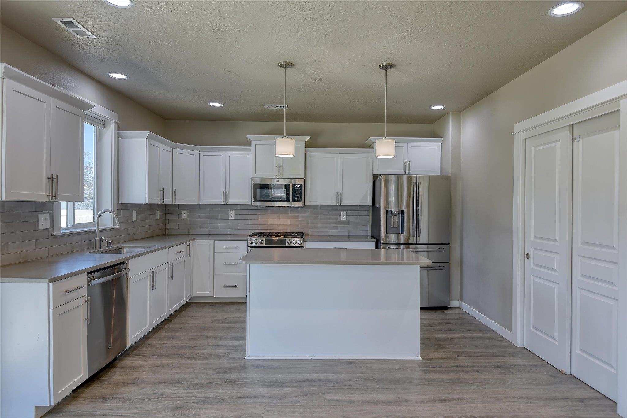 1810 Rivista Street Spokane Valley, WA 99016 - Photo 6 of 50