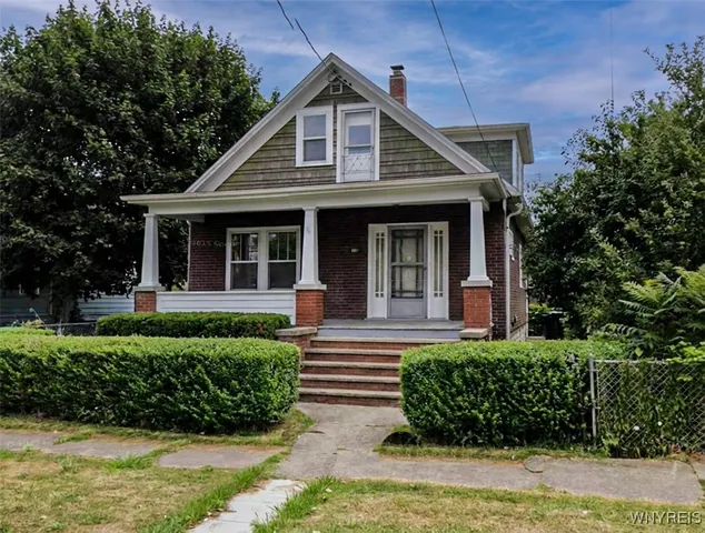 $64,900 | 557 20th Street, Niagara Falls, NY 14301